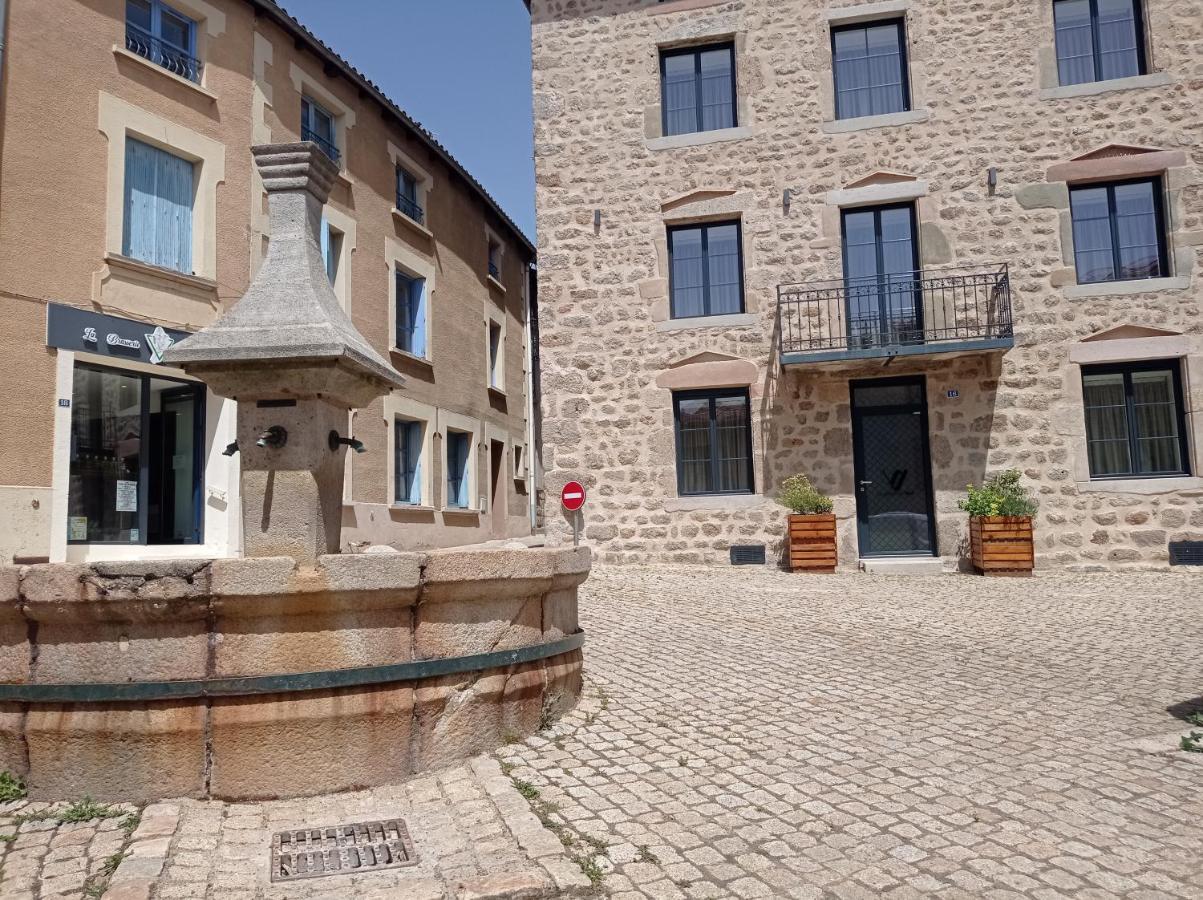 La Bâtisse du Velay Hotel Saint-Didier-en-Velay Exterior foto